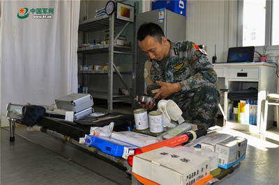 遠(yuǎn)赴維和展風(fēng)采，母嬰銷(xiāo)售顯溫情——記中國(guó)維和分隊(duì)高標(biāo)準(zhǔn)通過(guò)核查與國(guó)內(nèi)母嬰行業(yè)穩(wěn)健發(fā)展