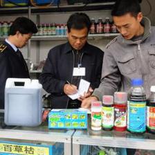 農(nóng)資店轉(zhuǎn)型或清倉(cāng)，母嬰用品銷售異軍突起